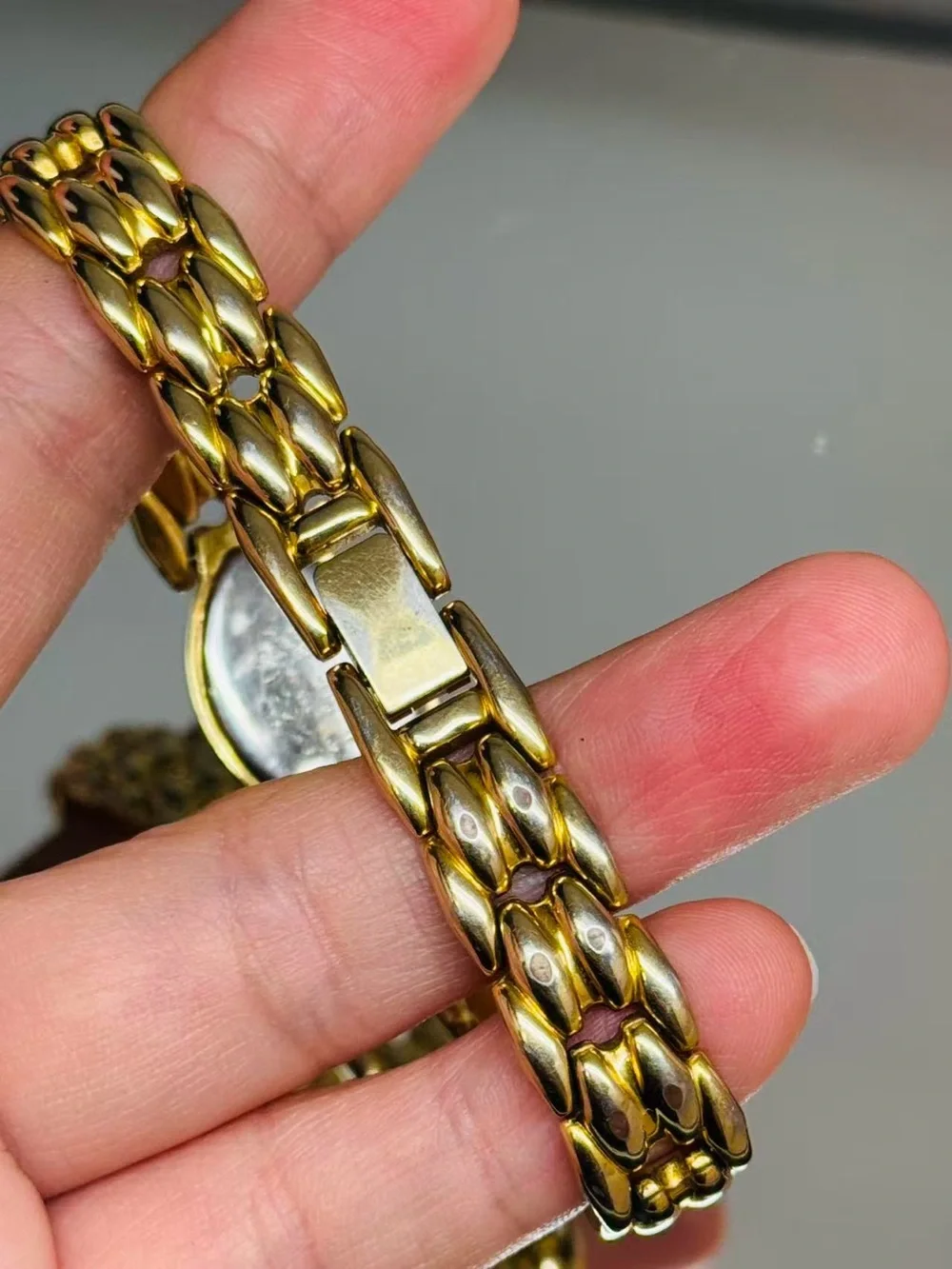 Vintage Citizen Elegance Women’s Gold Tone Quartz Watch 15mm New Battery Runs